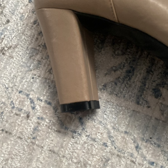 Deal‼️ - Picture 5 of 5